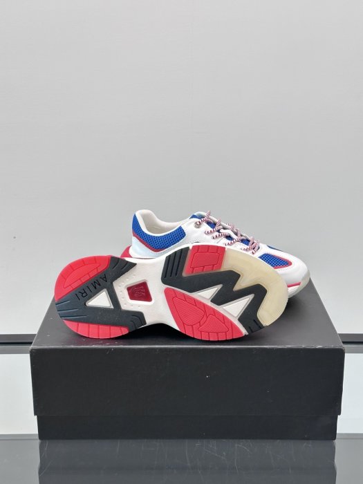 Кросівки чоловічі фото 9