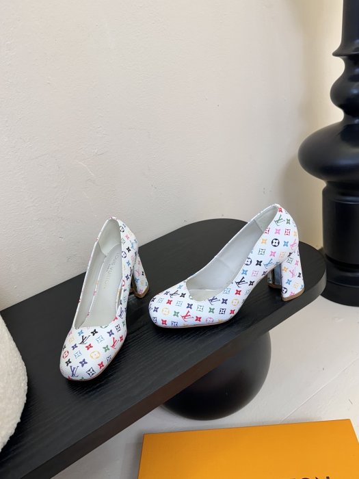 Туфли женские фото 3