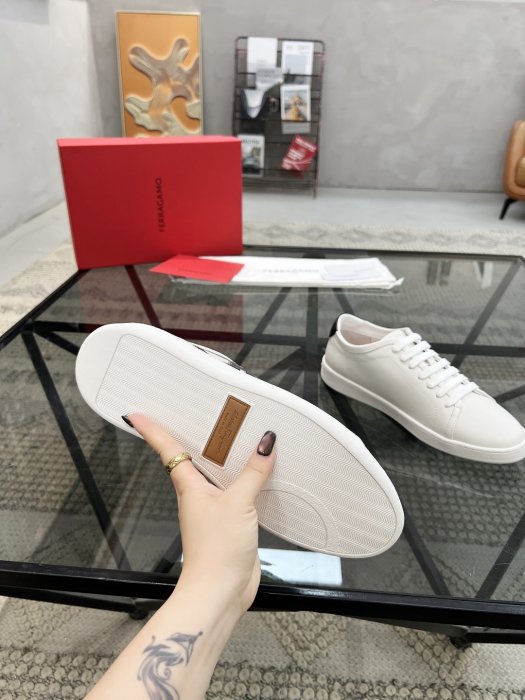 Кросівки чоловічі фото 9