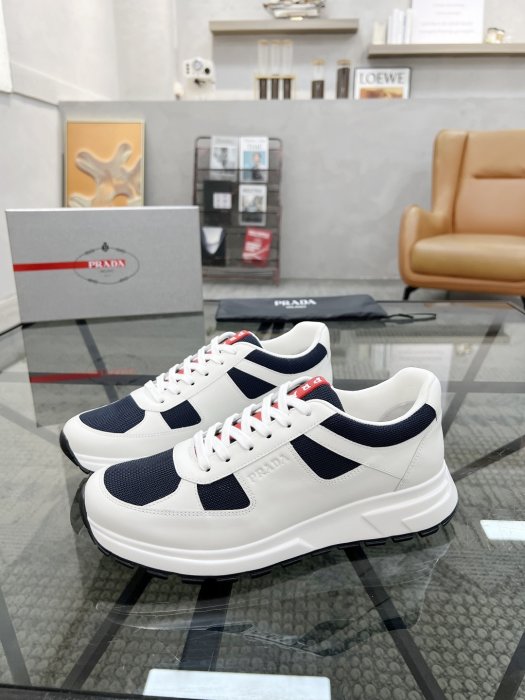 Sneakers men's