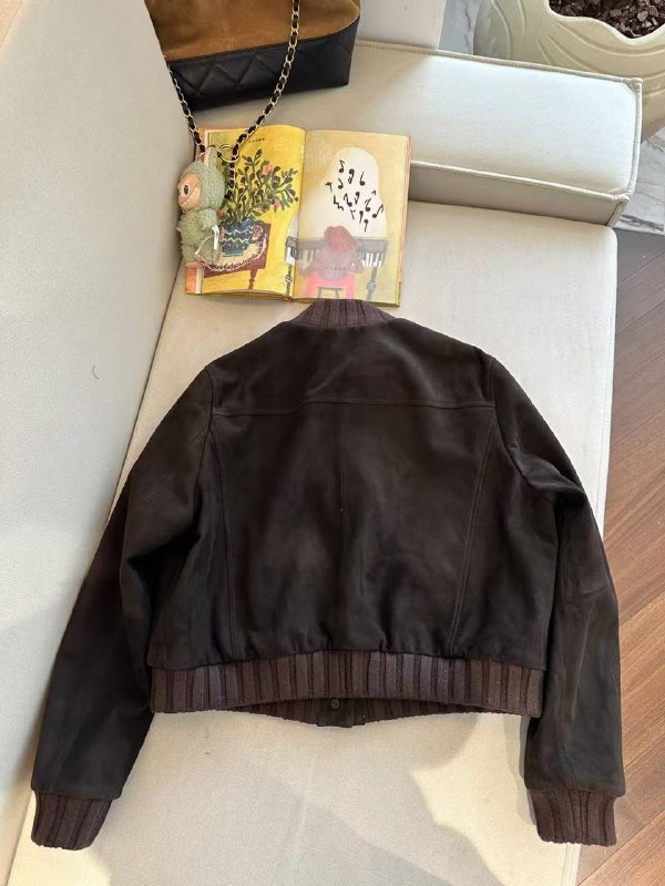 Куртка шкіряна жіноча фото 8