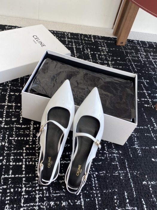 Босоножки фото 4