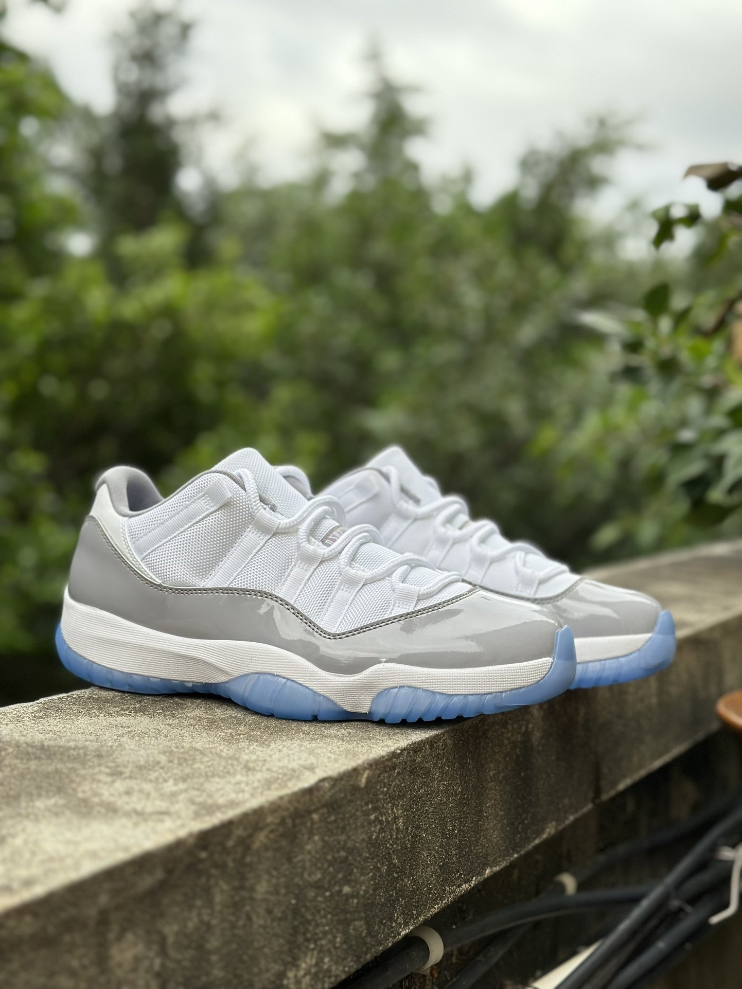 Кросівки Air Jordan 11 Retro Low AV2187-140