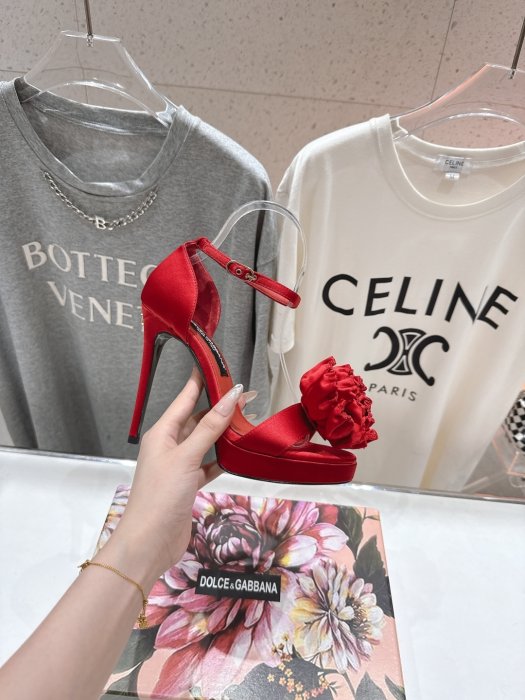 Босоніжки фото 5