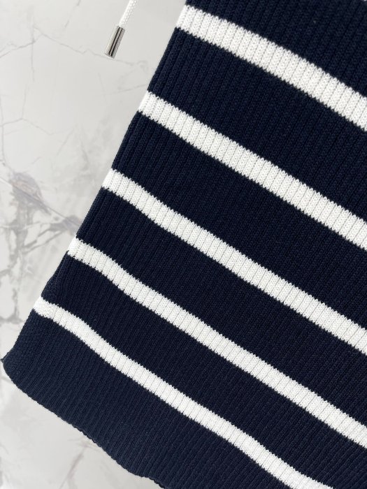 Футболка женская фото 7