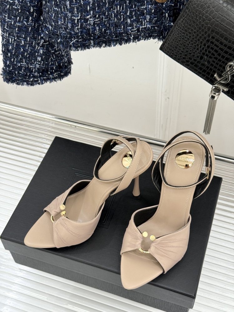 Босоножки фото 2