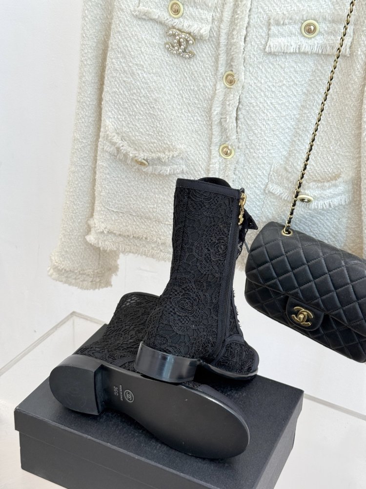 Ботинки женские фото 9