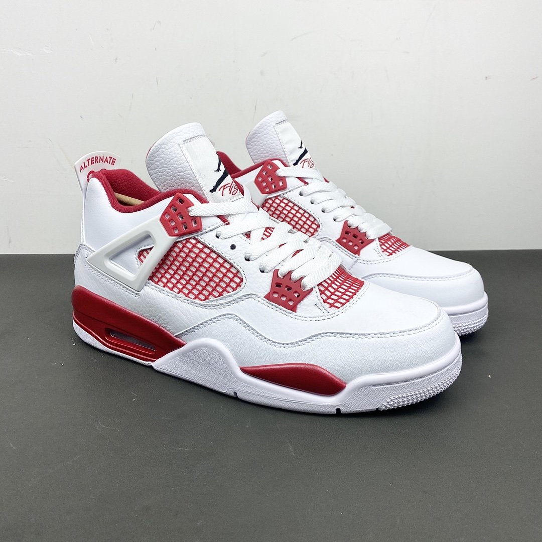 Кроссовки Air Jordan 4 Retro фото 2