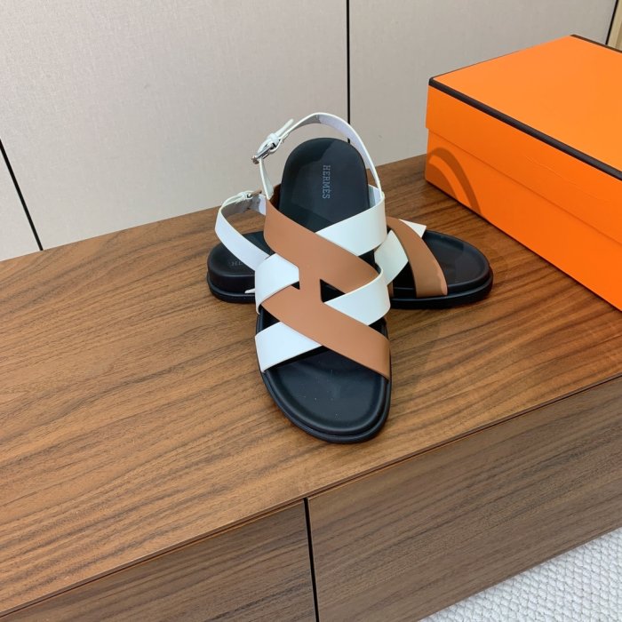 Сандалі жіночі фото 6