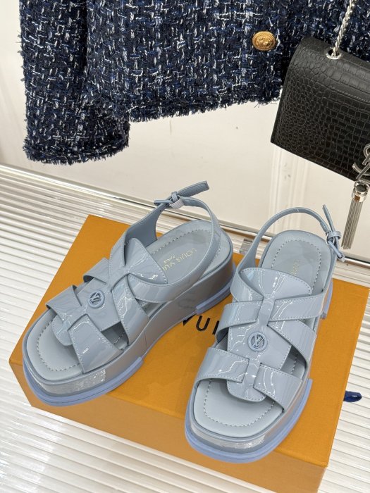 Сандалии женские фото 2