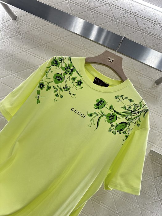 T-shirt women's фото 8