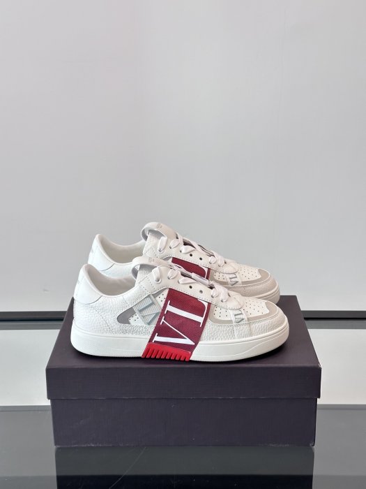 Кроссовки мужские