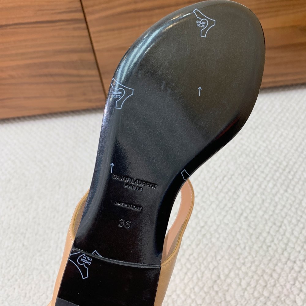 Сандалии женские фото 8