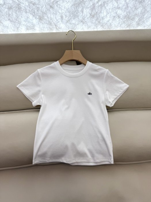 Костюм женский фото 5