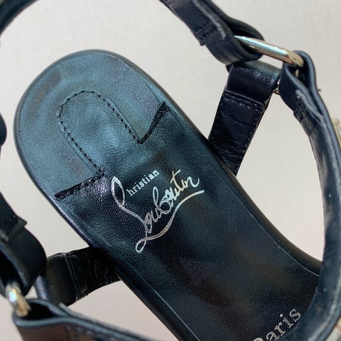 Босоножки фото 8