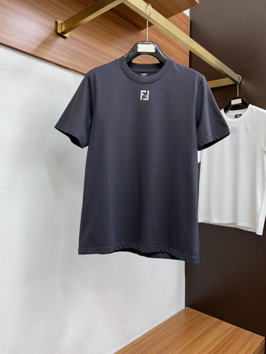 T-shirt men's