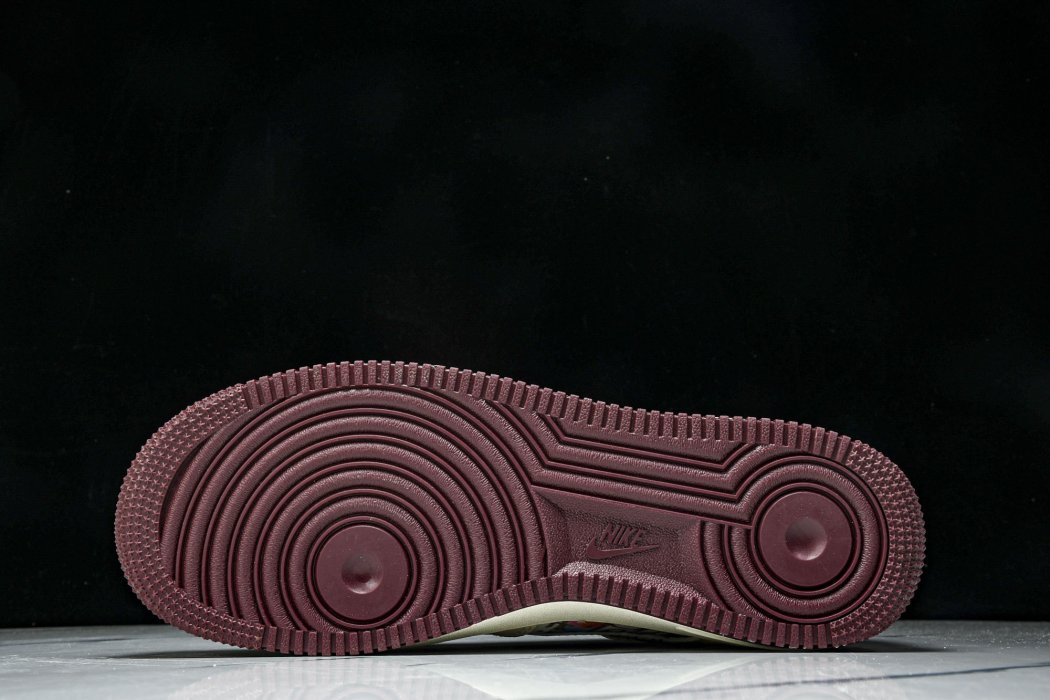 Кроссовки Nike Air Force 1'07 Low фото 5