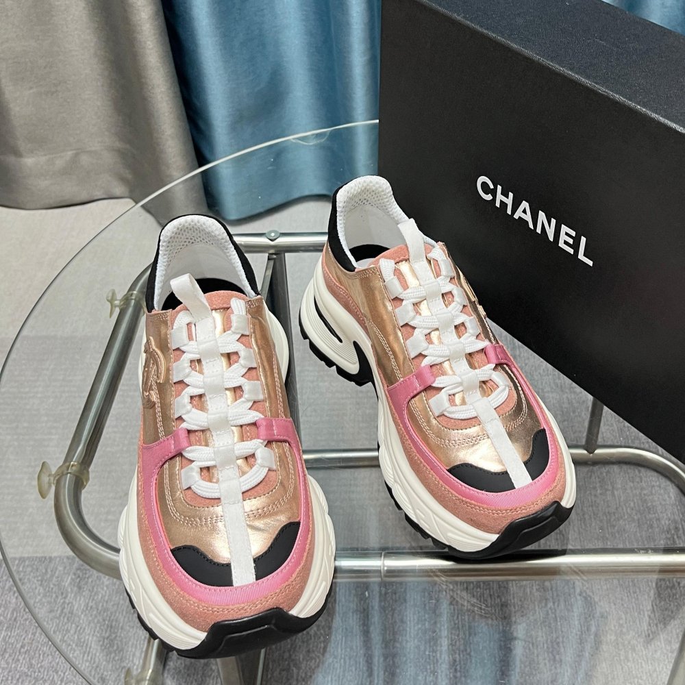 Кроссовки женские фото 3