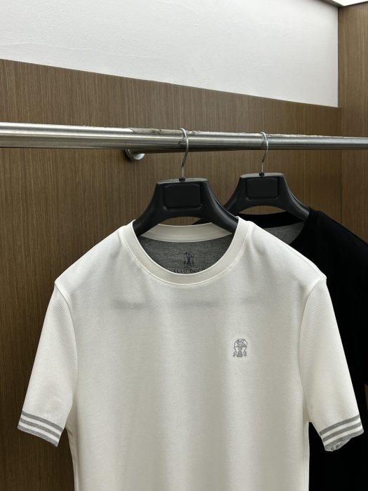T-shirt men's фото 2