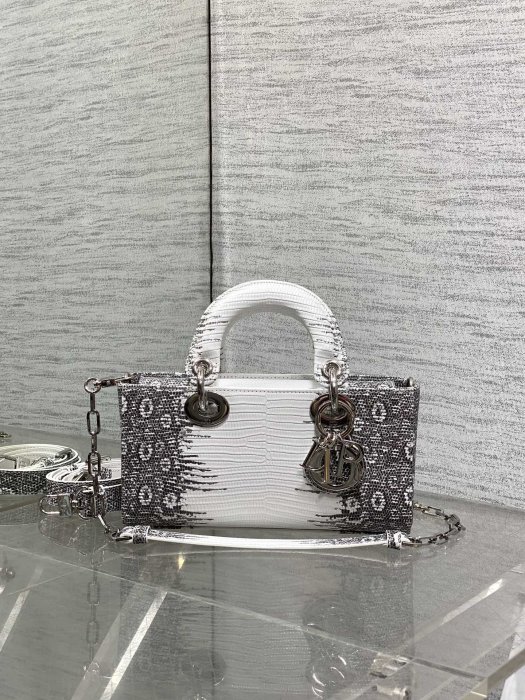 Сумка Lady Dior 22 см фото 2