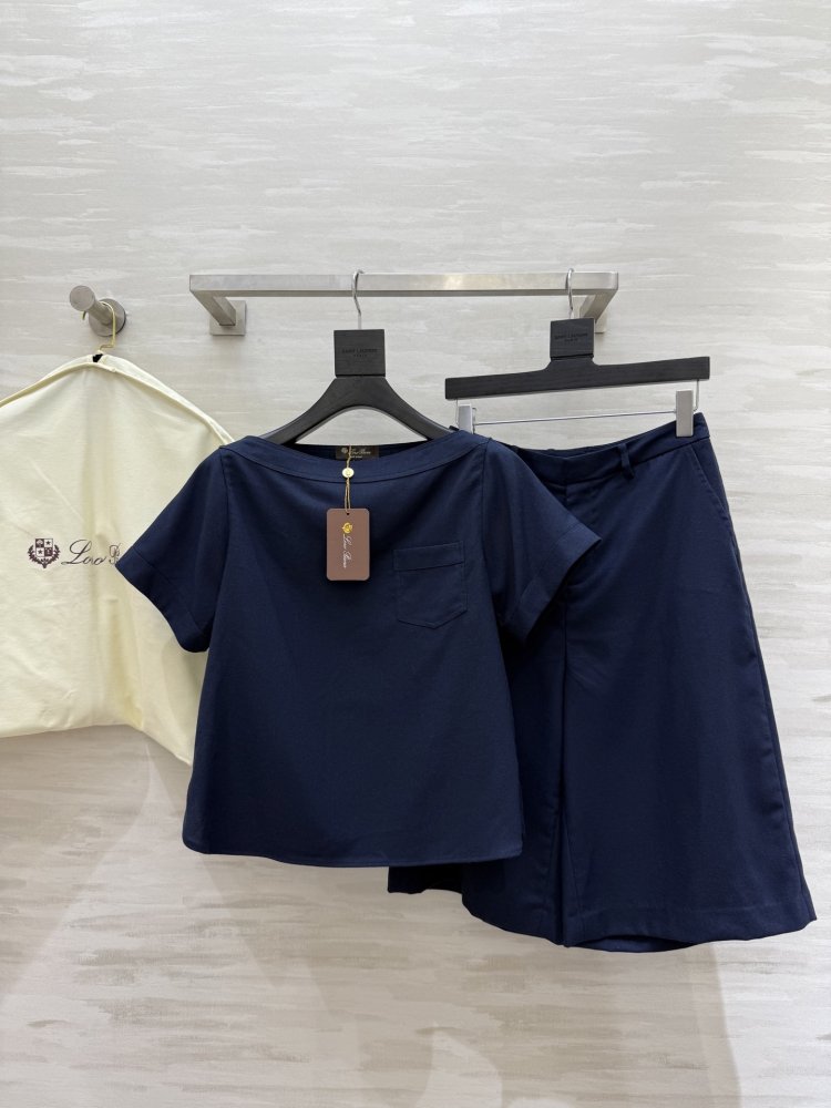 Костюм лляної в вінтажному стилі