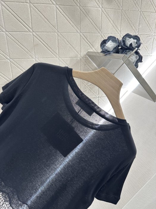 T-shirt women's фото 4