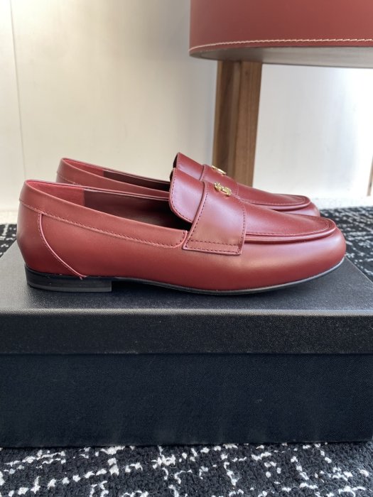 Лоферы жіночі фото 2