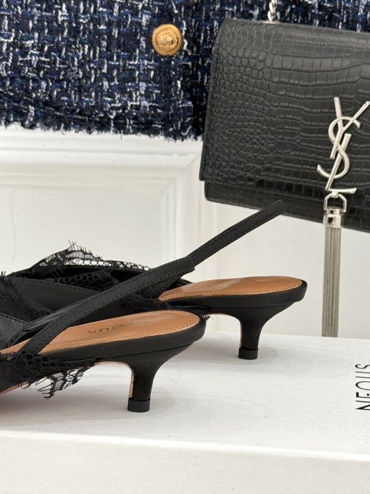 Босоніжки фото 6