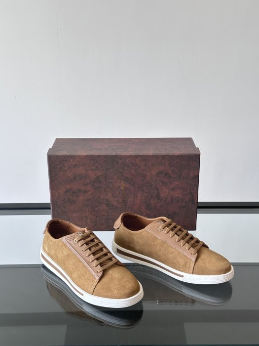 Кроссовки фото 5