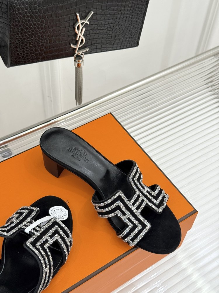 Босоножки фото 5