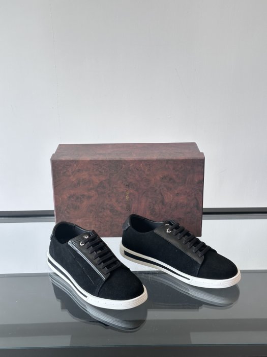 Кроссовки фото 5