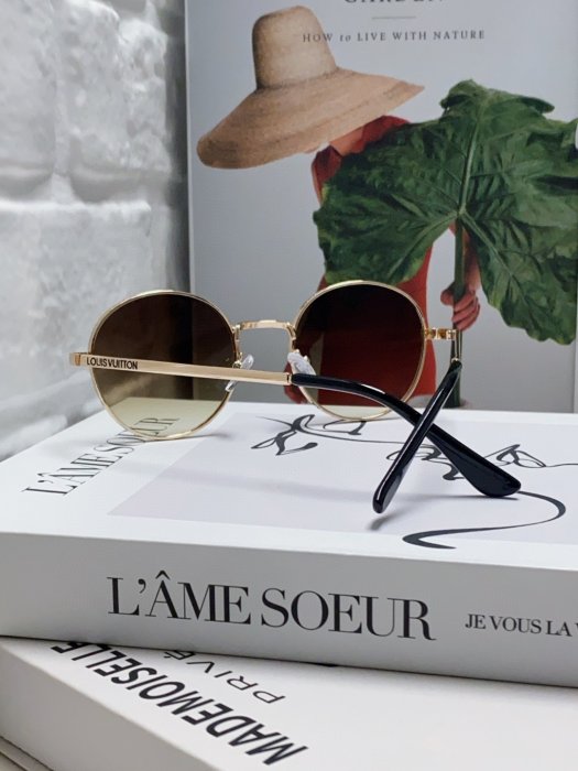 Очки солнцезащитные фото 3