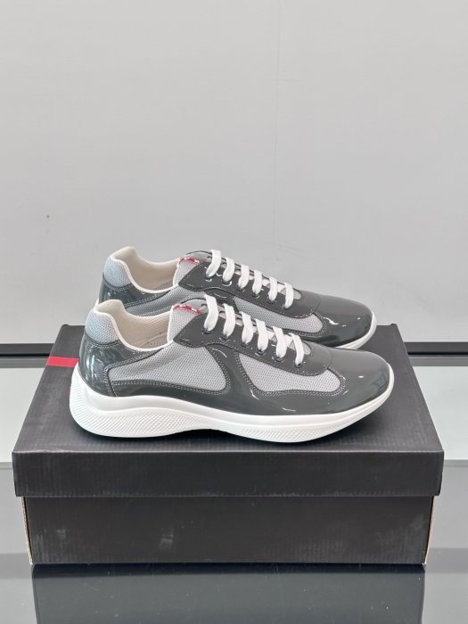 Кроссовки мужские