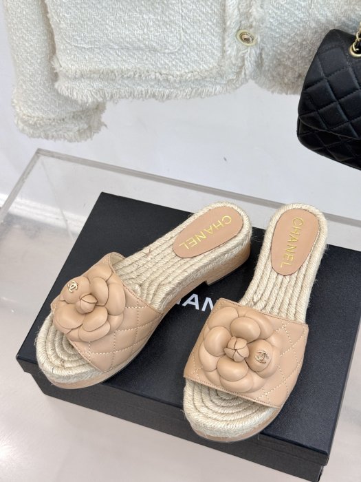 Босоножки фото 2