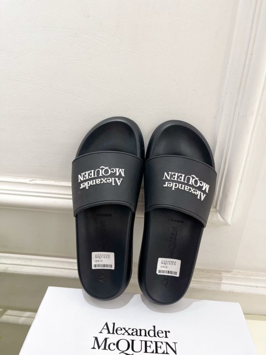 Шльопанці жіночі фото 4