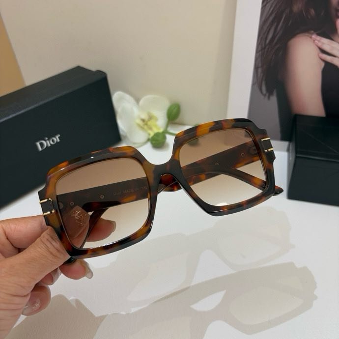 Окуляри сонцезахисні фото 3