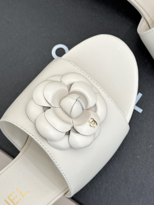 Босоножки фото 7