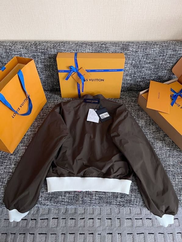 Jacket women's фото 3