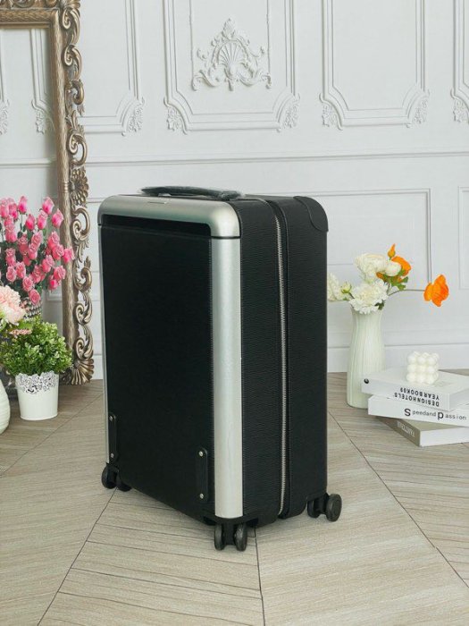 Чемодан Horizon 55 для ручной клади 38х55х21 см фото 9