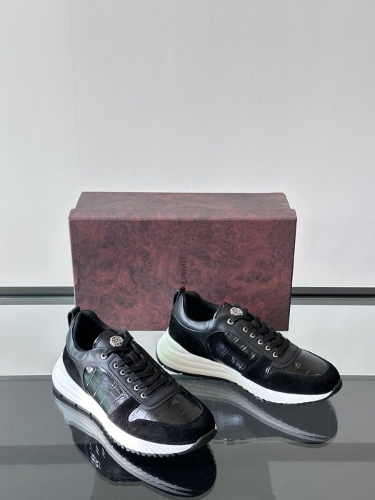 Кроссовки фото 5