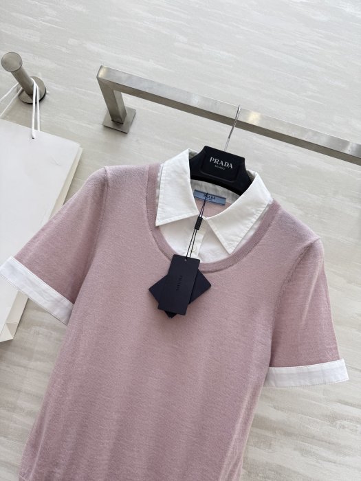 T-shirt women's фото 3