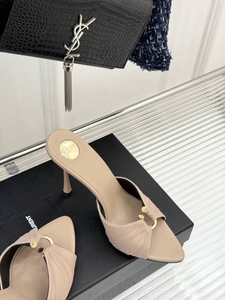 Босоножки фото 5