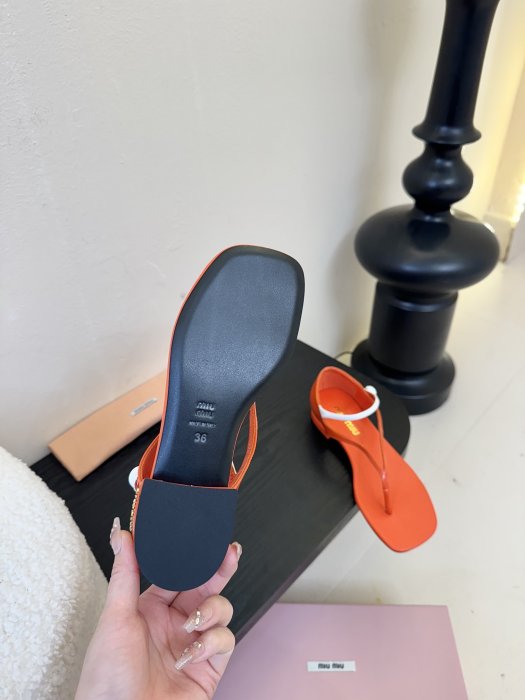 Босоножки фото 9