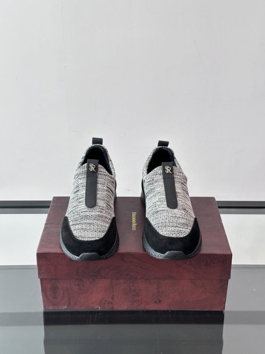 Кроссовки фото 2