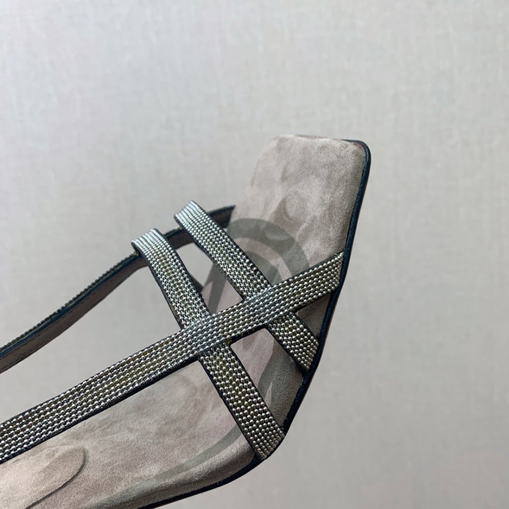 Босоножки фото 8