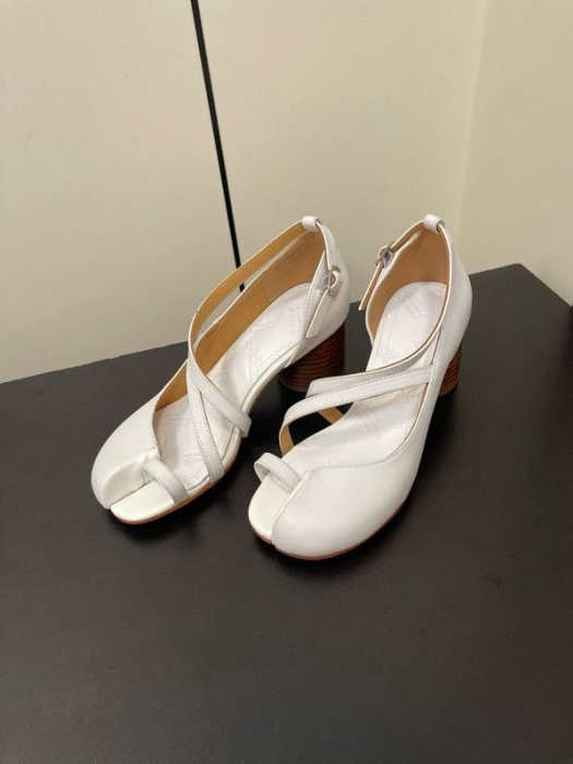 Shoes women's from bifurcated the toe фото 6