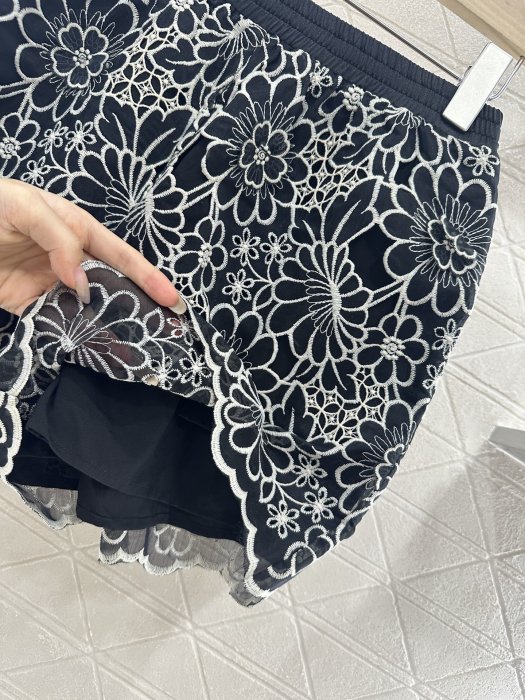 Шорти жіночі фото 7