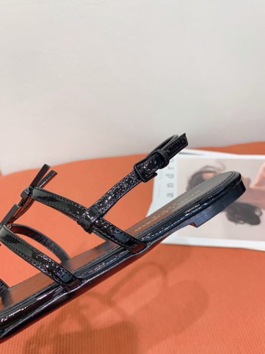 Босоножки фото 7