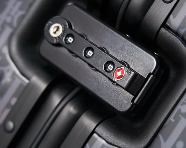 Чемодан Rimowa x Dior (20 - 26 - 30 дюймов) фото 8