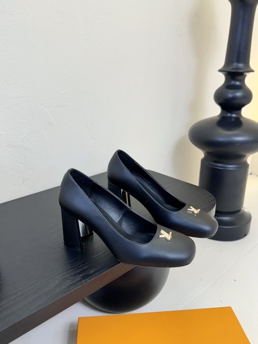 Туфли женские фото 2